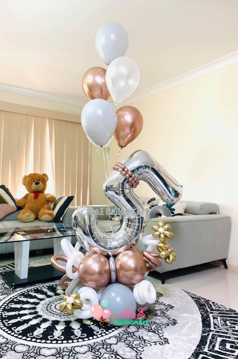 Number 5 Design With Helium And Flowers (Design Code: N69) - A&E BalloonArt