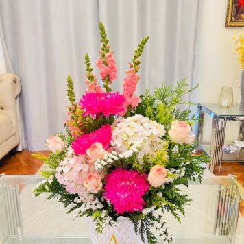Soft Pink Garden Arrangement(Product Code :FA5_526)