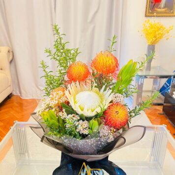 Native Protea Bouquet(Design Code: FB06_1426)