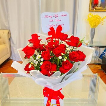 Red Rose Anniversary Bouquet(Design Code: FB06_1026)