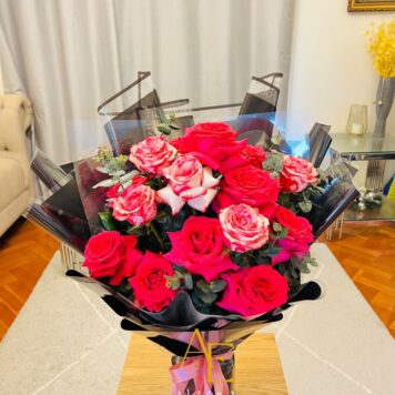 Hotpink Rose Bouquet(Design Code: FB10_226)
